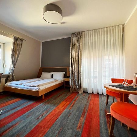 Hotel Prinz Мюнхен Екстер'єр фото