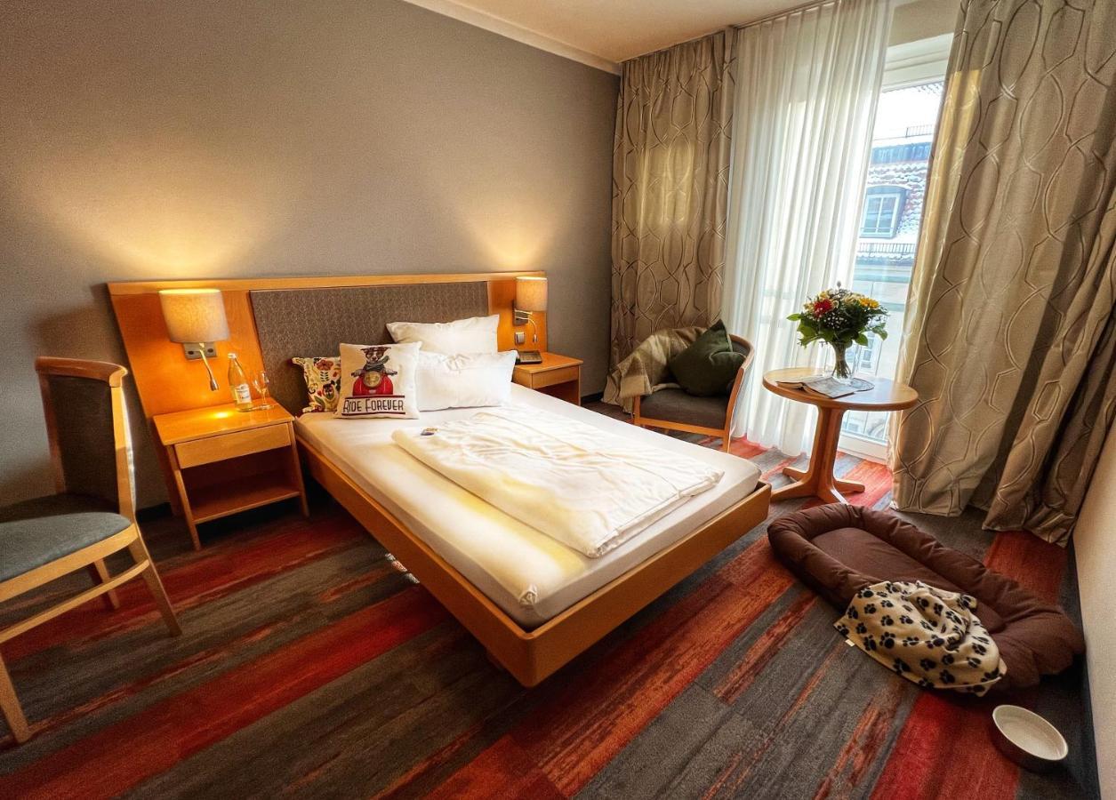 Hotel Prinz Мюнхен Екстер'єр фото