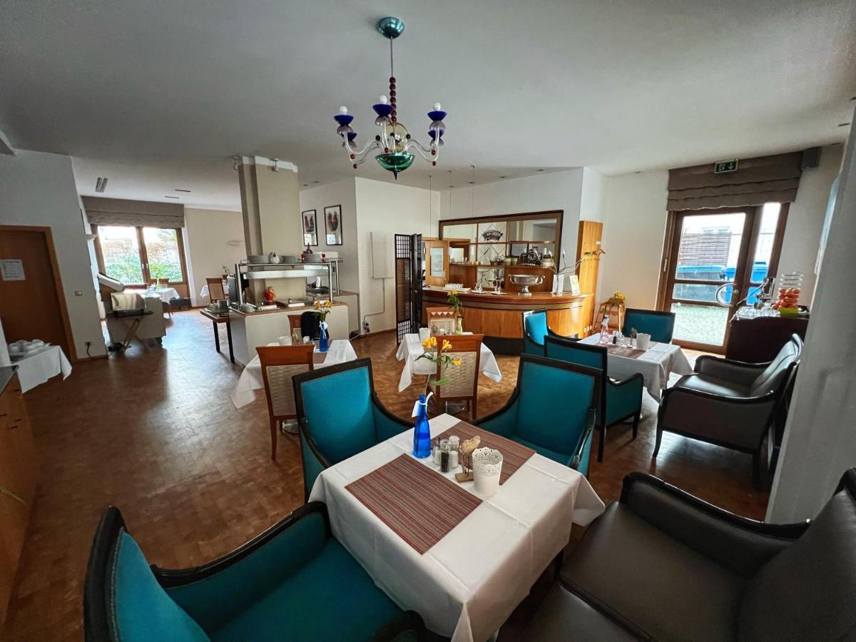 Hotel Prinz Мюнхен Екстер'єр фото