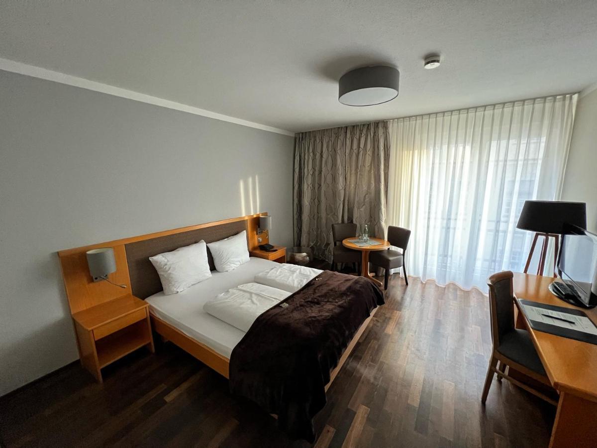 Hotel Prinz Мюнхен Екстер'єр фото